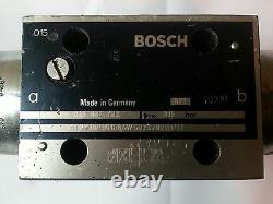 Bosch Rexroth Direct Operated Directional Control Valve (0810 001 702) (VAT INC)