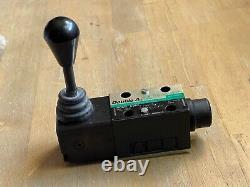 Double A Qfr-3-c-10c1 Hydraulic Valve Directional Control Appears Unused