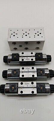 Electric Hydraulic Double Acting Directional Control Valve, 3 Spool, 15 GPM