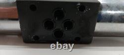 Electric Hydraulic Double Acting Directional Control Valve, 3 Spool, 15 GPM