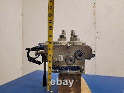 Hydraulic 2-Way 3 Body Control Valve Stack DB5195.800 VPL244-29A