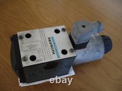 Mannesman Rexroth 4WE 10 D31/CG24N9Z4 Hydraulic Directional Control Valve