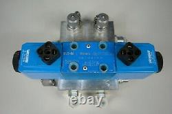 NEW! Eaton Vickers Hydraulic Directional Valve DG4V-3-6C-M-U-H7-60 With Manifold