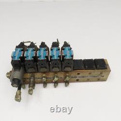 Nachi SL-G01-A3X-R-D2-10 Hydraulic Valve Bank Manifold 4/2 Way 24VDC Coil