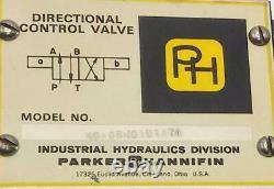 New Parker Hannifin MDA08M01D1AYA Hydraulic Directional Control Valve 115 VAC