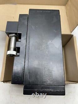 New Rexroth Bosch 567 / 5673010000 Directional Solenoid Control Valve Hydraulic