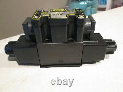 Parker D1VW2CNYCF Pneumatic Directional Valve HydraulicNEW