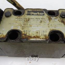 Parker D1VW4 Double Solenoid Operated Hydraulic Directional Control Valve 24VDC