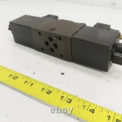 Parker D1VW4 Double Solenoid Operated Hydraulic Directional Control Valve 24VDC