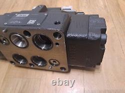 Parker Hydraulic D91VW001C3NJW91 Pilot Operated Directional Control Valve, 24Vdc