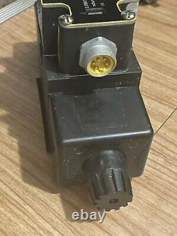 Parker Hydraulic Directional Control Valve D3W11CNYC56 USA