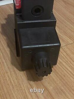 Parker Hydraulic Directional Control Valve D3W11CNYC56 USA