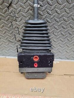 Parker Single Movil Directional Hydraulic Valve Commercial 5274-001 3619131342
