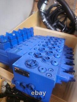 Rexroth R901117258, hydraulic valve /Sandvik Directional Valve 55090390 NEW