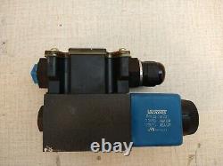 Used VICKERS Hydraulic Directional Valve DG4V-3S-OBL-M-FTWL-B5-60 02-101731