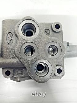 Walvoil 7GH121100 Hydraulic Directional Control Valve NEW